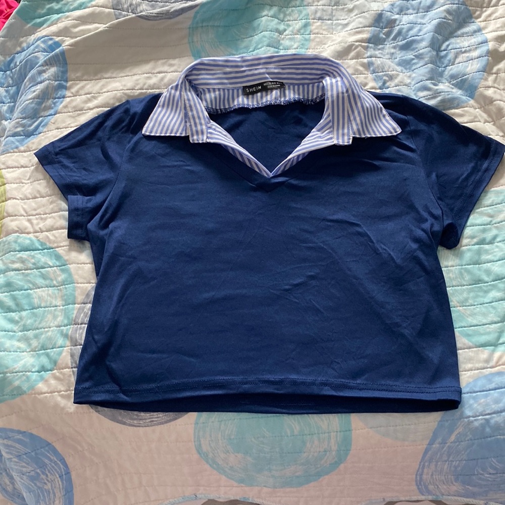 Stripped collar crop fee blue